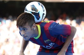 电子竞技官网-德罗巴连续三场比赛得分超过逆转，老鹰挑战极限！